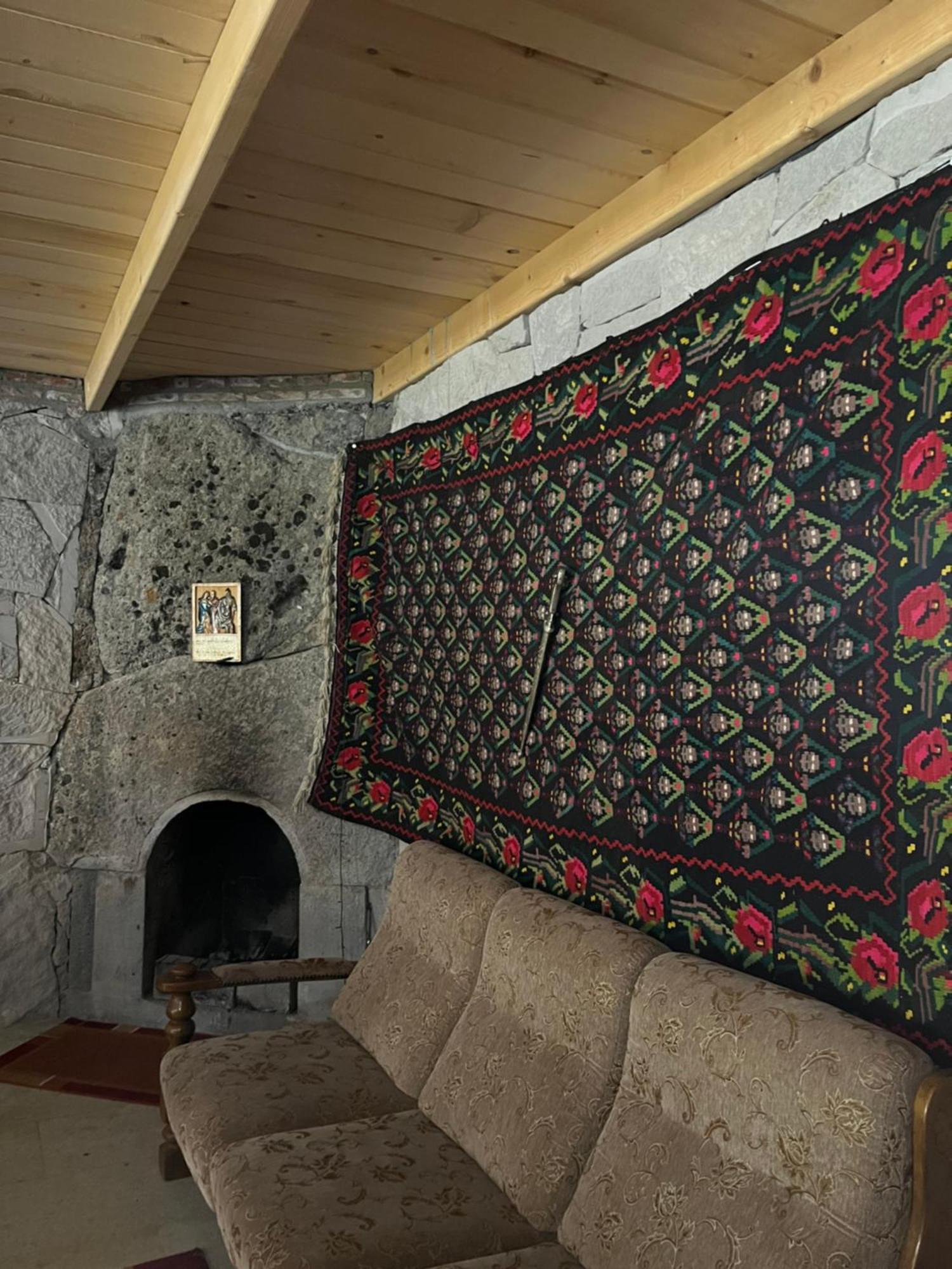Guest House Tirebi Nakalakevi Extérieur photo